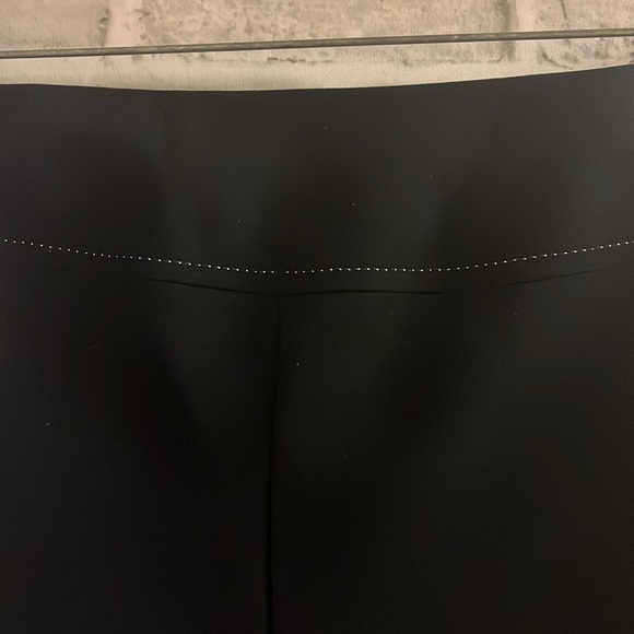 Marks & Spencer’s a-line skirt under the knee black UK14- Canadian size medium - Picture 2 of 6